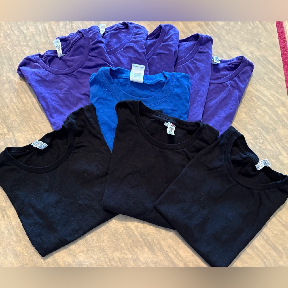 Kids T-Shirt Bundle - 9 Shirts - unworn